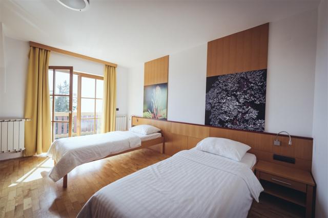 TwinRoomBalcony_011.JPG