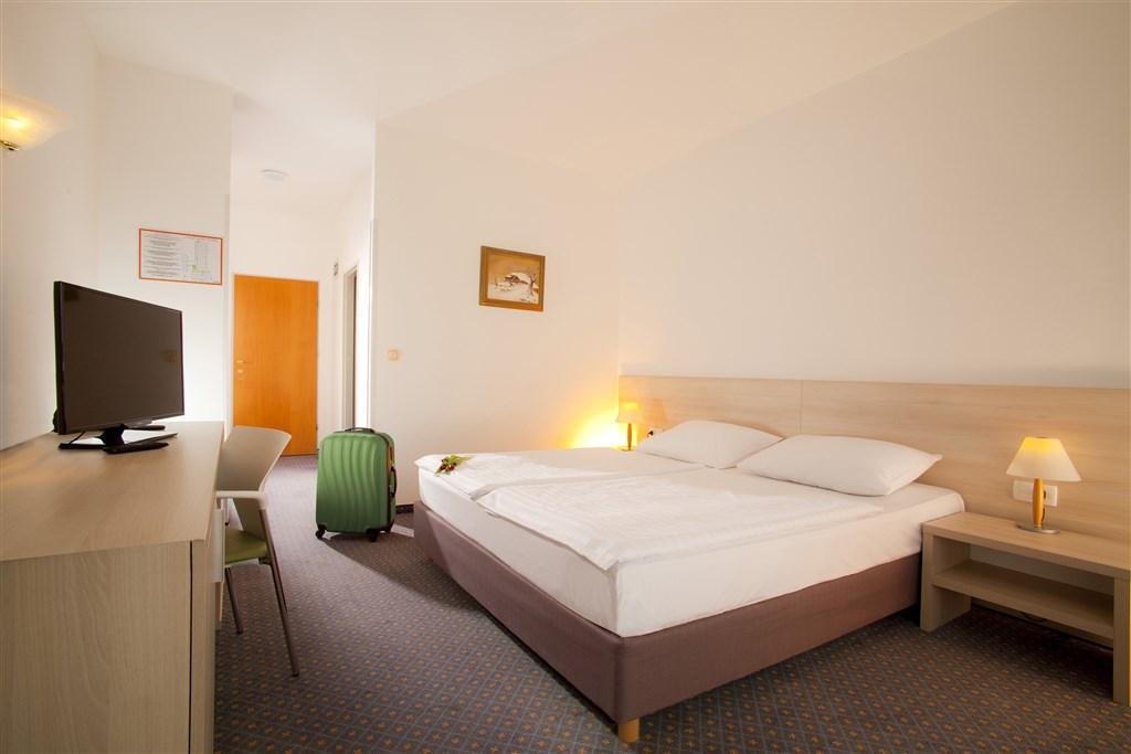 Comfort room with balcony 3.jpg