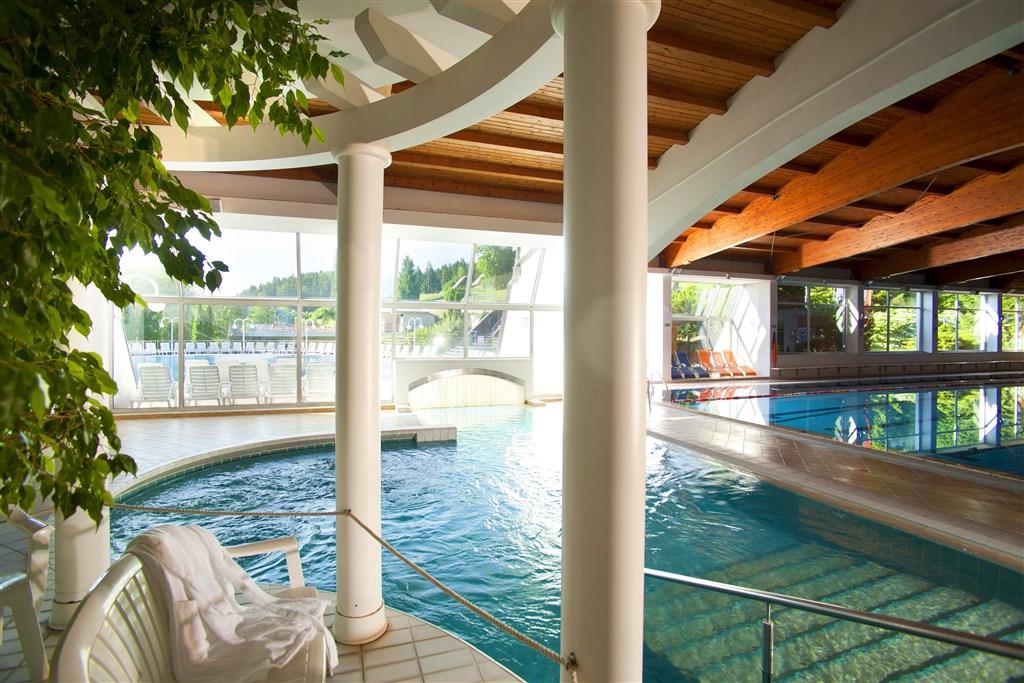 indoor pool 1.jpg