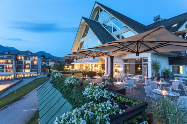 Hotel_Kompas_property_2.jpg