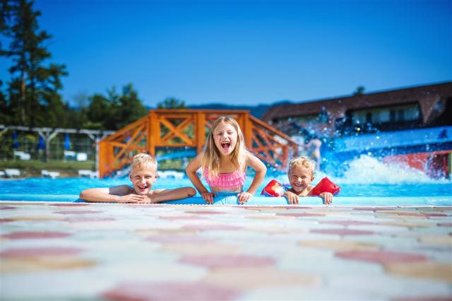 23 Thermal pools.jpg