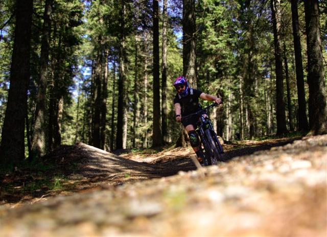 rogla_downhill_moski2_BH.jpg