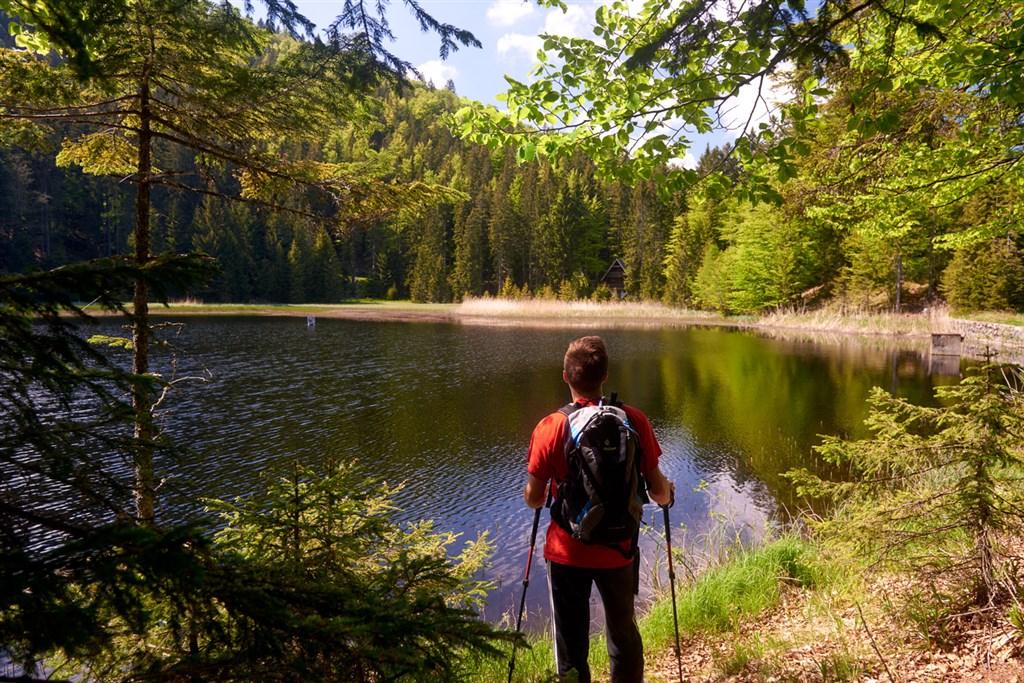 34 Hiking2.jpg