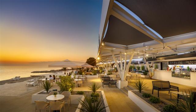 aminess-planet-camping-maravea-lounge-bar.jpeg
