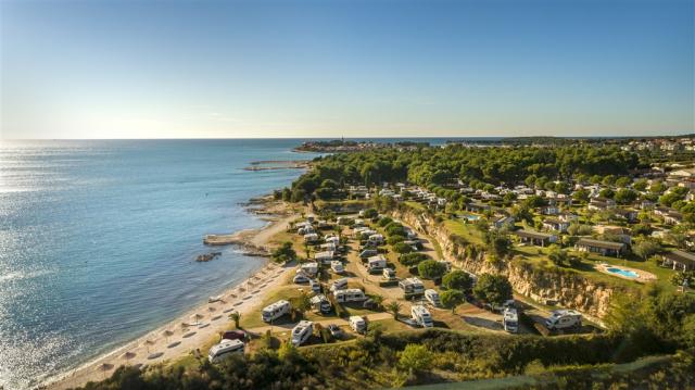 aminess-planet-camping-sirena-novigrad-aerial-view-sirena.jpeg