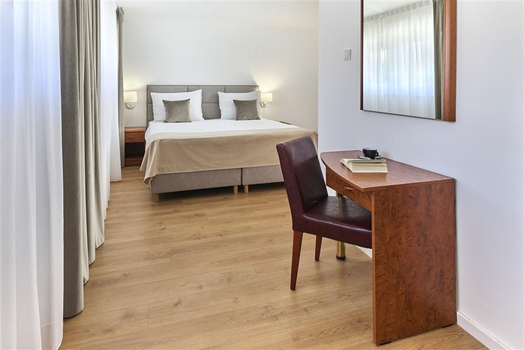 31_Mediteran_Hotel_by_Aminess_Room_standard-double-room_Mediter