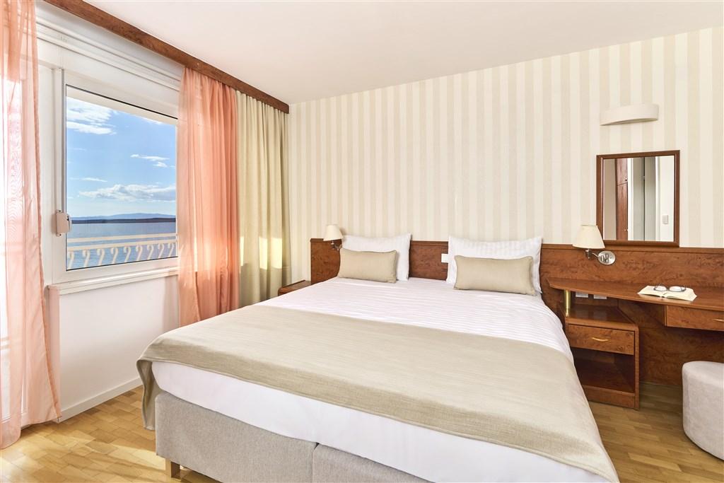 31_Mediteran_Hotel_by_Aminess_Room_standard-double-room-with-se