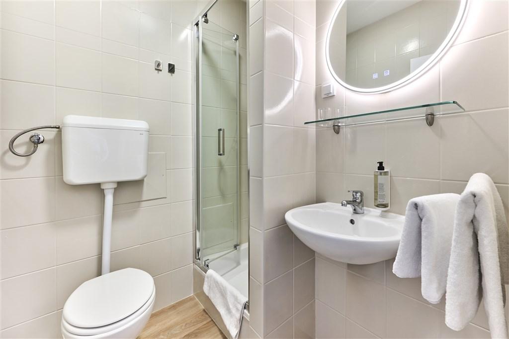 31_Mediteran_Hotel_by_Aminess_Room_standard-double-room-with-se