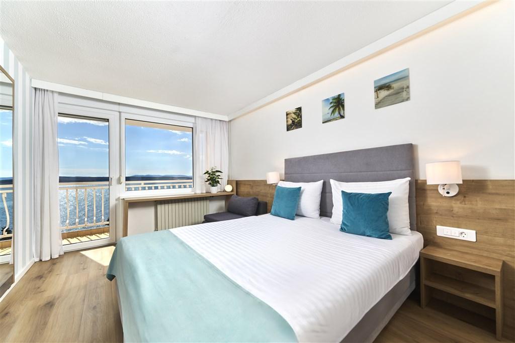 31_Mediteran_Hotel_by_Aminess_Room_superior-double-room-with-se