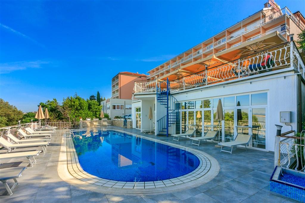 pool (4).jpg