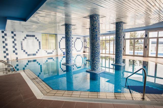 indoor pool (1).jpg