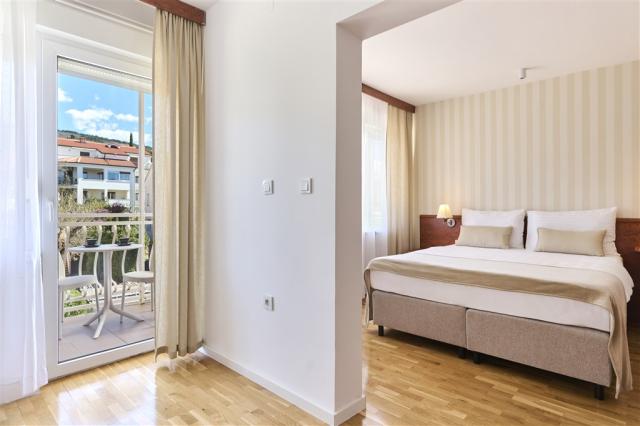 31_Mediteran_Hotel_by_Aminess_Room_standard-double-room-with-ba