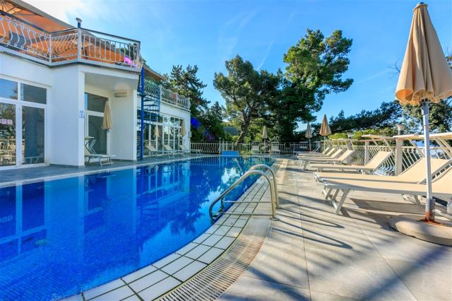 pool (5).jpg