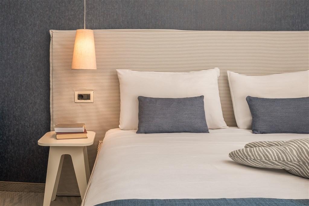 Aminess_Younique_Lume_Hotel_2025_Superior_double_room_with_seas