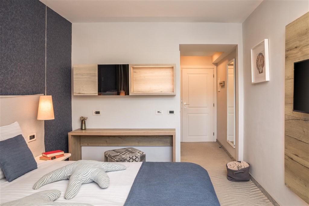 Aminess_Younique_Lume_Hotel_2025_Superior_double_room_with_seas
