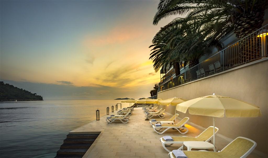 aminess-younique-lume-hotel-brna-korcula-beach-sunset.jpeg