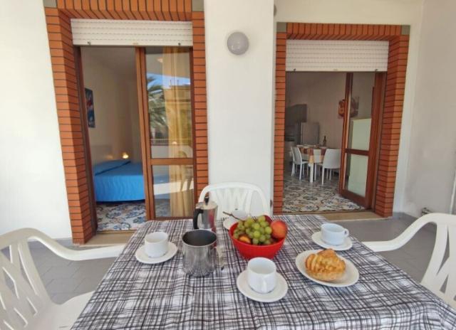 Residence Capri - Martinsicuro - Villa Rosa