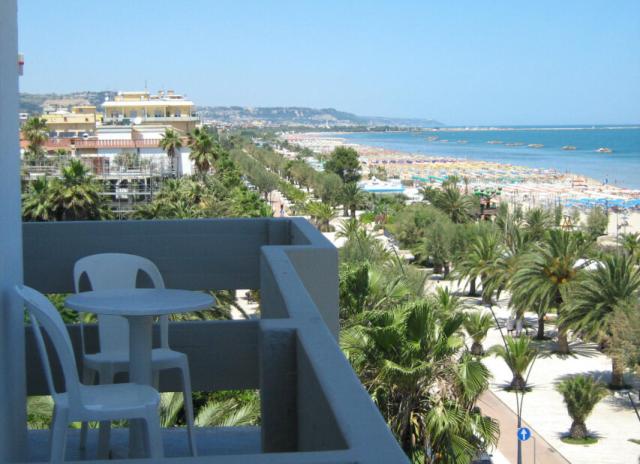 Residence Boomerang - San Benedetto del Tronto