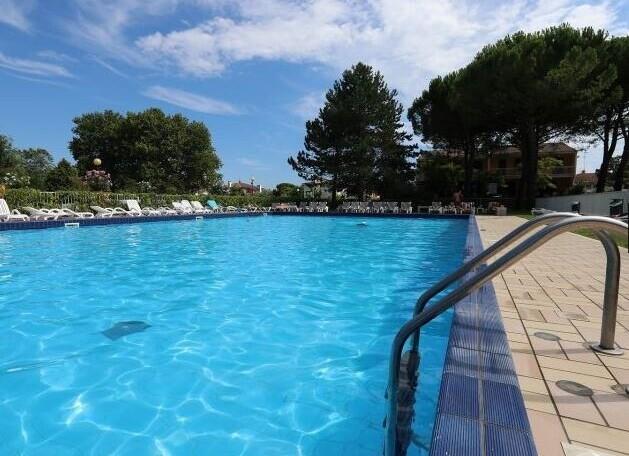 Villaggio Dei Fiori - Bibione Spiaggia