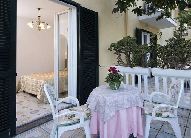 Hotel Giardino delle Ninfe e La Fenice*** - Ischia