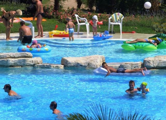 Camping Bella Italia - Peschiera del Garda