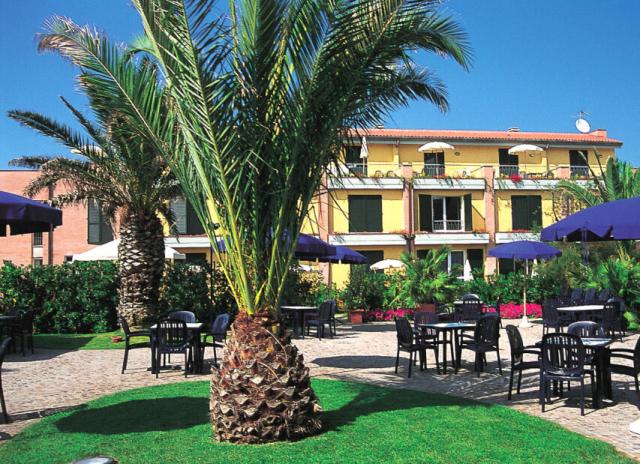 Residence Continental Resort - Tirrenia