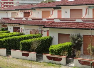 No Name - Piscine apartmány