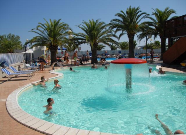 Hotel Maxim’s*** - Martinsicuro - Villa Rosa
