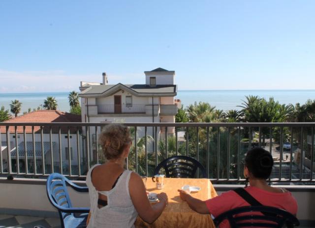 Residence El Chico - Alba Adriatica
