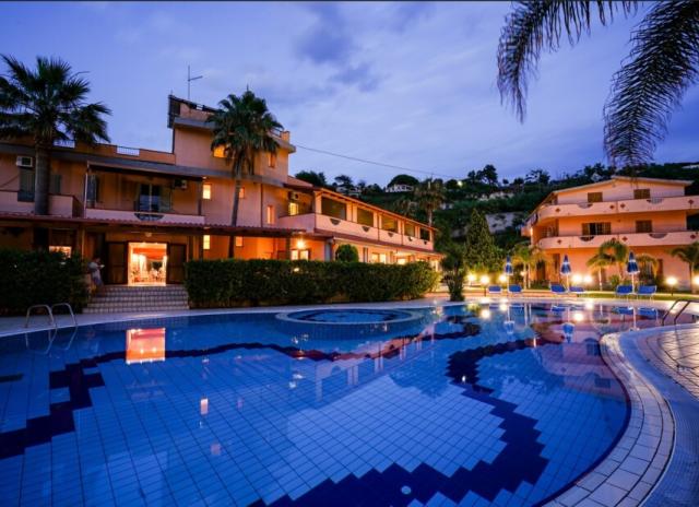 Hotel Old River*** - Capo Vaticano
