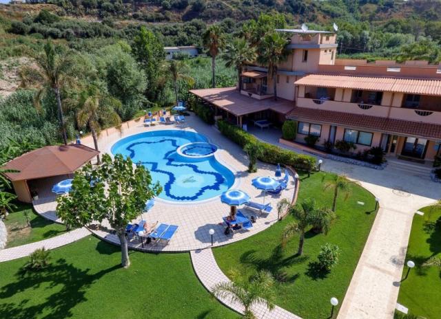 Hotel Old River*** - Capo Vaticano