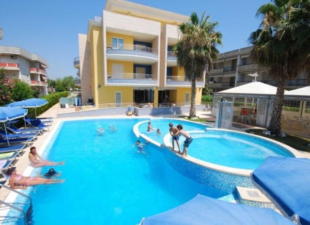 Residence Mare Blu - Martinsicuro - Villa Rosa