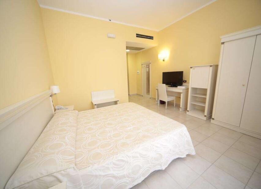 Club Hotel Kennedy**** - Roccella Jonica
