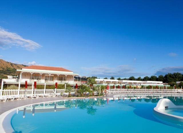 Sunbeach Resort**** - Squillace Lido