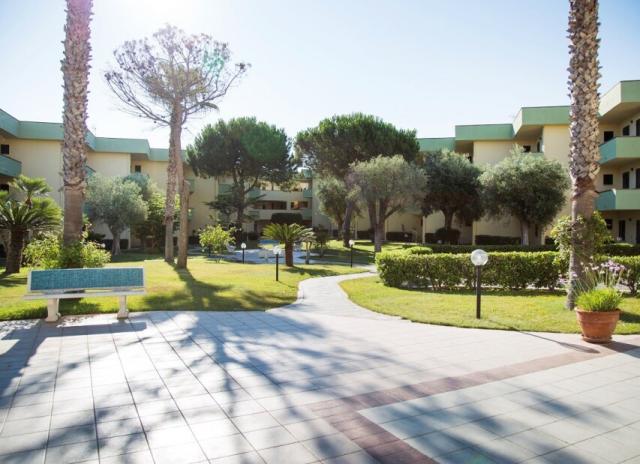 Hotel Village Paradise**** - Marina di Mandatoriccio