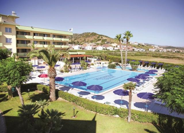 Hotel Village Paradise**** - Marina di Mandatoriccio