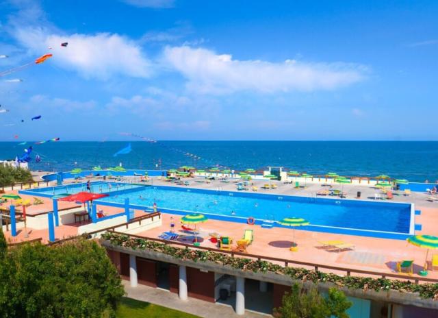 Camping Village Rosapineta*** - Rosolina Mare