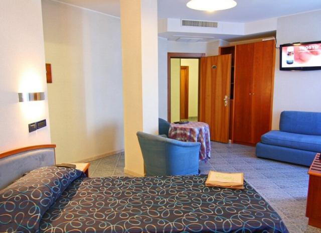 Hotel Meripol**** - Alba Adriatica