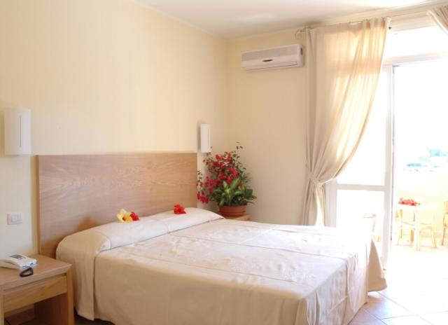 Hotel Roccaruja**** - Stintino