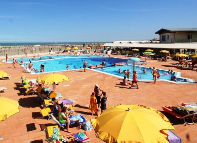 Villaggio Turistico Rosapineta Sud**** - Rosolina Mare