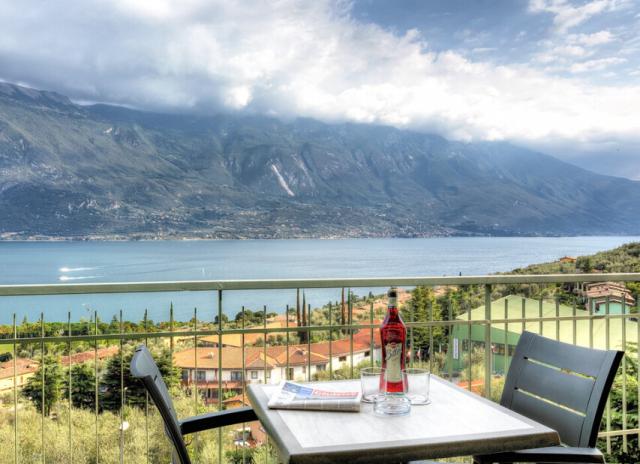 Hotel San Pietro**** - Limone sul Garda