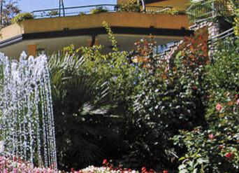 Hotel San Pietro**** - Limone sul Garda
