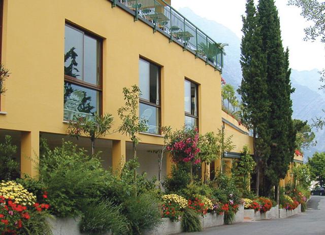 Hotel San Pietro**** - Limone sul Garda