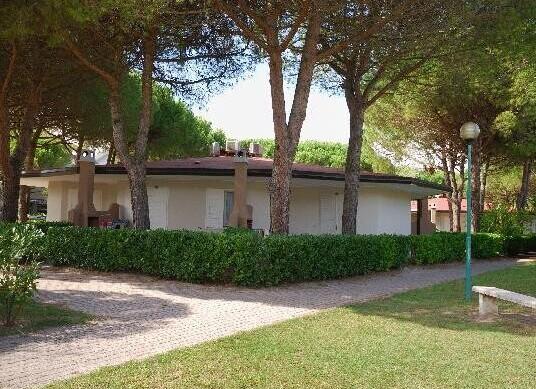 Villaggio Tivoli (dodavatel 2) - Bibione Spiaggia