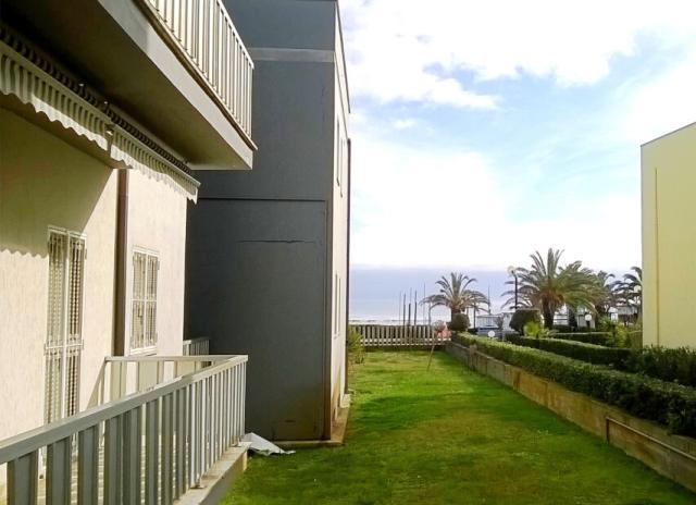 Residence Sul Mare - Martinsicuro - Villa Rosa