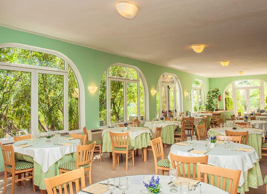 Hotel Pellegrino Palace**** - Vieste