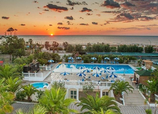 Hotel Pellegrino Palace**** - Vieste