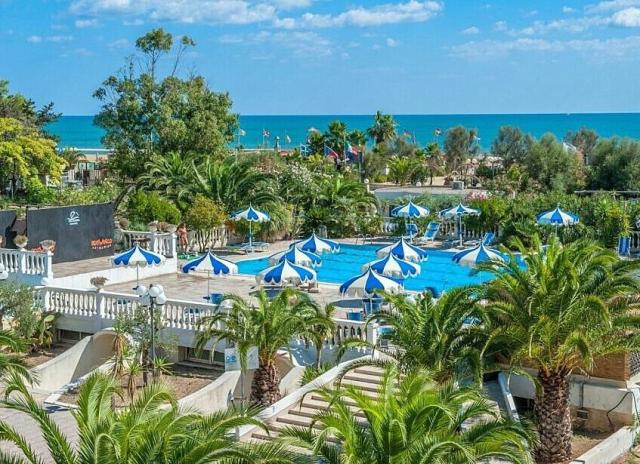 Hotel Pellegrino Palace**** - Vieste