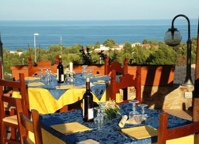 Hotel Cala Gonone Beach Village - Cala Gonone
