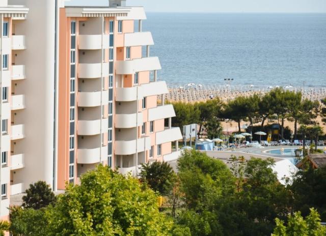 Aparthotel Holiday**** - Bibione Terme
